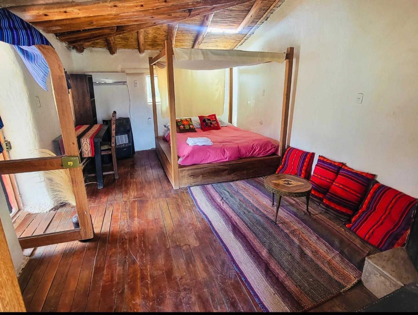 Wolf Totem Steam Punk Guesthouse Pisac Quarto foto