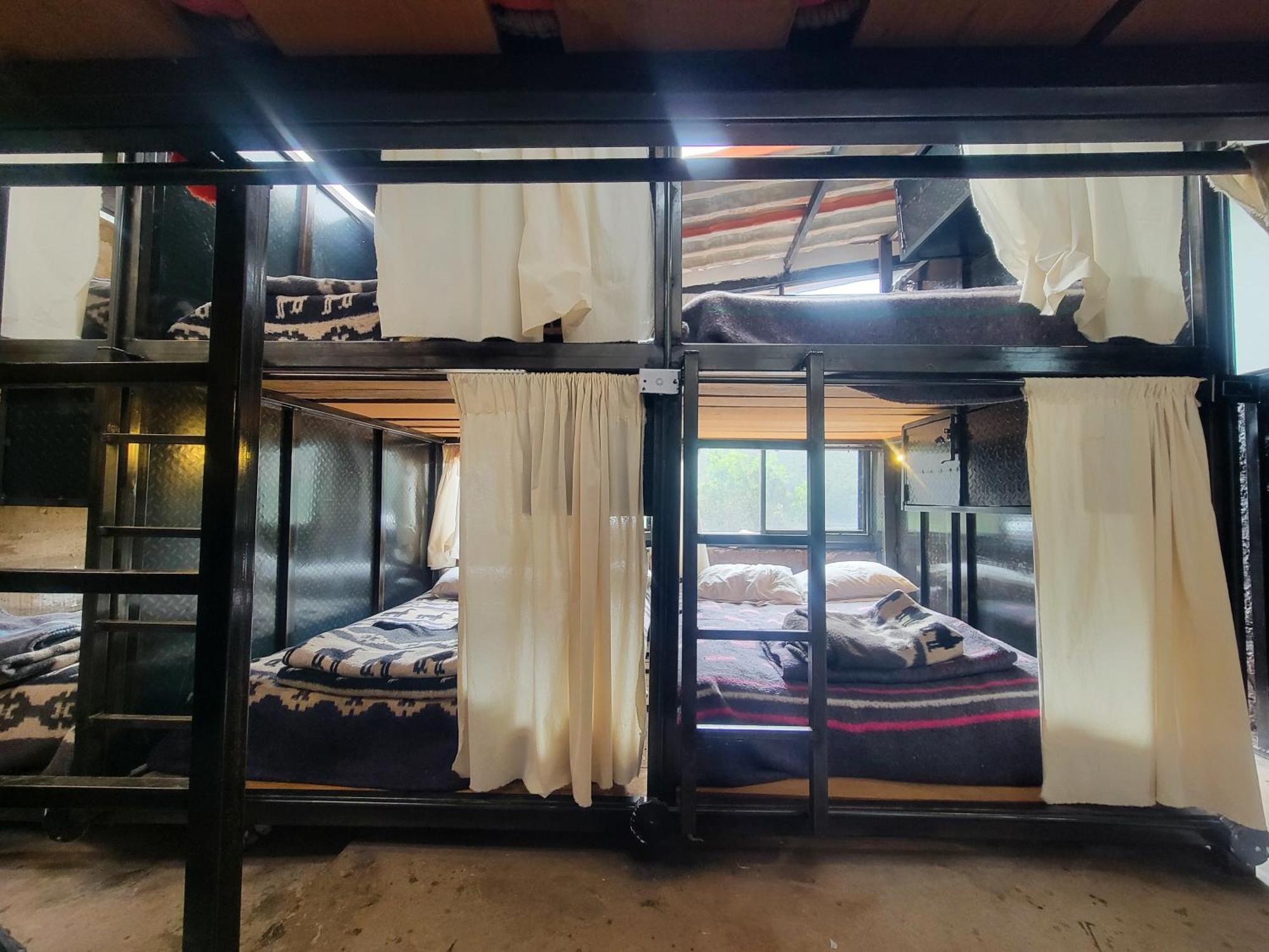 Wolf Totem Steam Punk Guesthouse Pisac Quarto foto