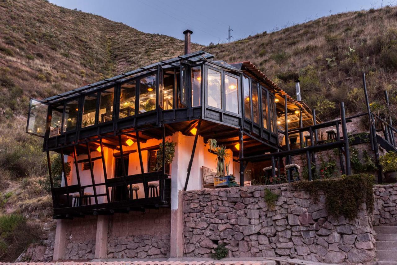 Wolf Totem Steam Punk Guesthouse Pisac Exterior foto